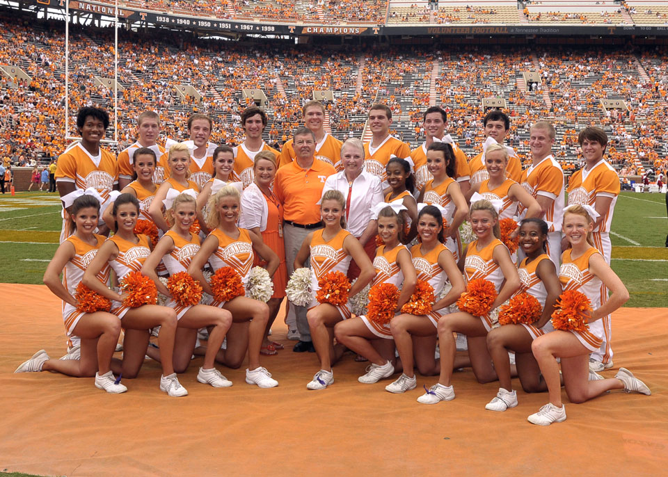 Wallene Threadgill Leek and Tommy Leek with the UT Cheer Squad
