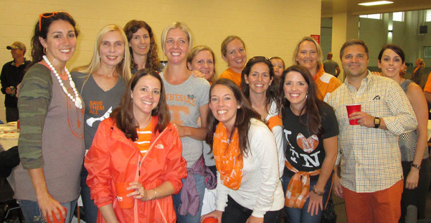 Alumni of UT College 18 of Veterinary Medicine’s Class of 2005 enjoyed food and friends prior to the UT vs.Georgia game.