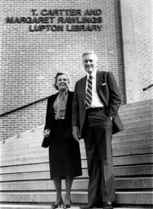 Alice and Jack Lupton outside the Lupton Library at UT Chattanooga.