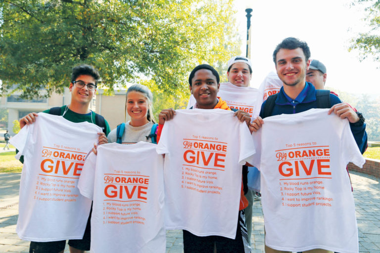 Students give back to UT Knoxville during the 2016 Big Orange Give campaign, which raised $1,521,305 in a week.