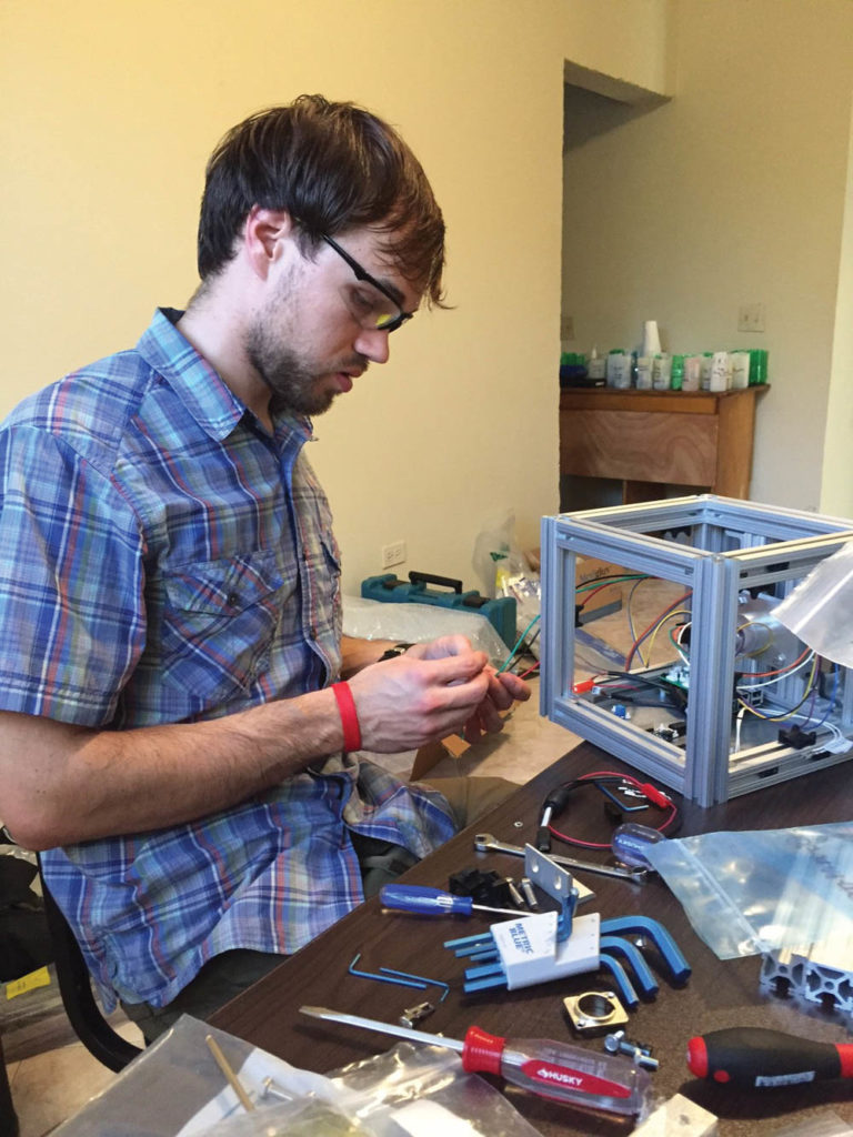 David Martin (Knoxville ’15) helped develop a low-cost X-ray machine as part of a class project. Thanks to UT Research Foundation and Knoxville-based SIPO Global, one of the machines is already in service in Haiti.